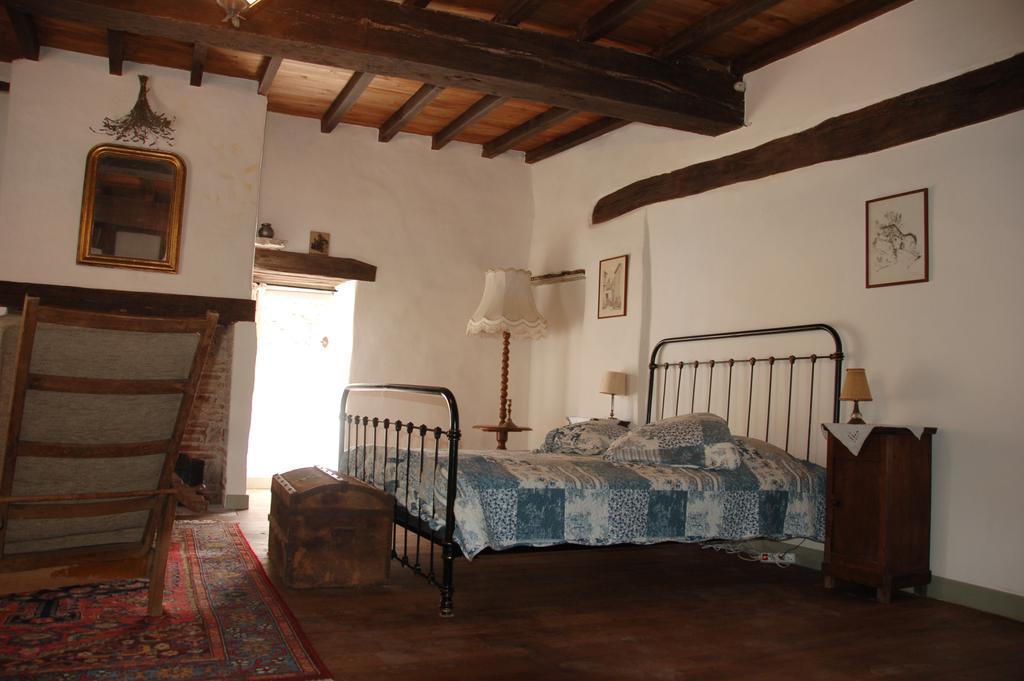 Auberge Lion D'Or Saint-Antonin Zimmer foto
