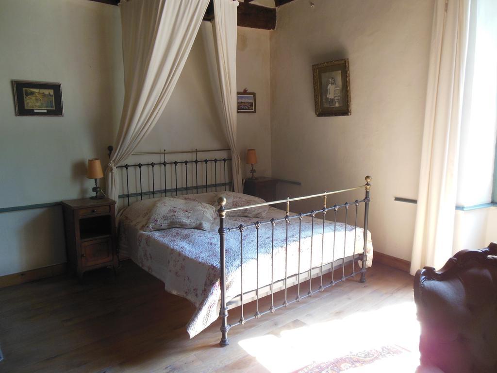 Auberge Lion D'Or Saint-Antonin Zimmer foto